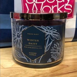 Winter Daisy Bath & Body Works candle